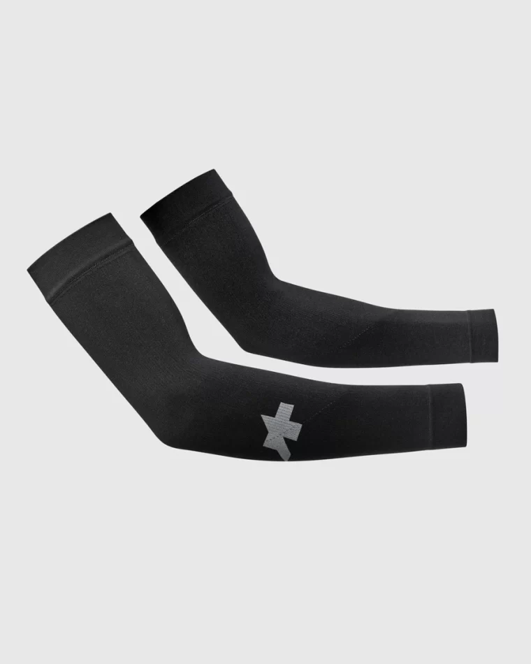 Assos návleky na ruce Summer Arm UV Protector P1 Black Series